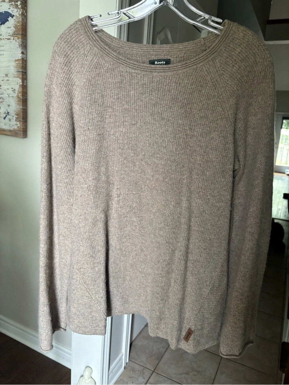 Roots Women’s Beige Crewneck Sweater - Picture 1 of 4